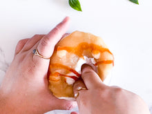 HELLO KITTY: APPLE PIE CHEESECAKE A LA MODE